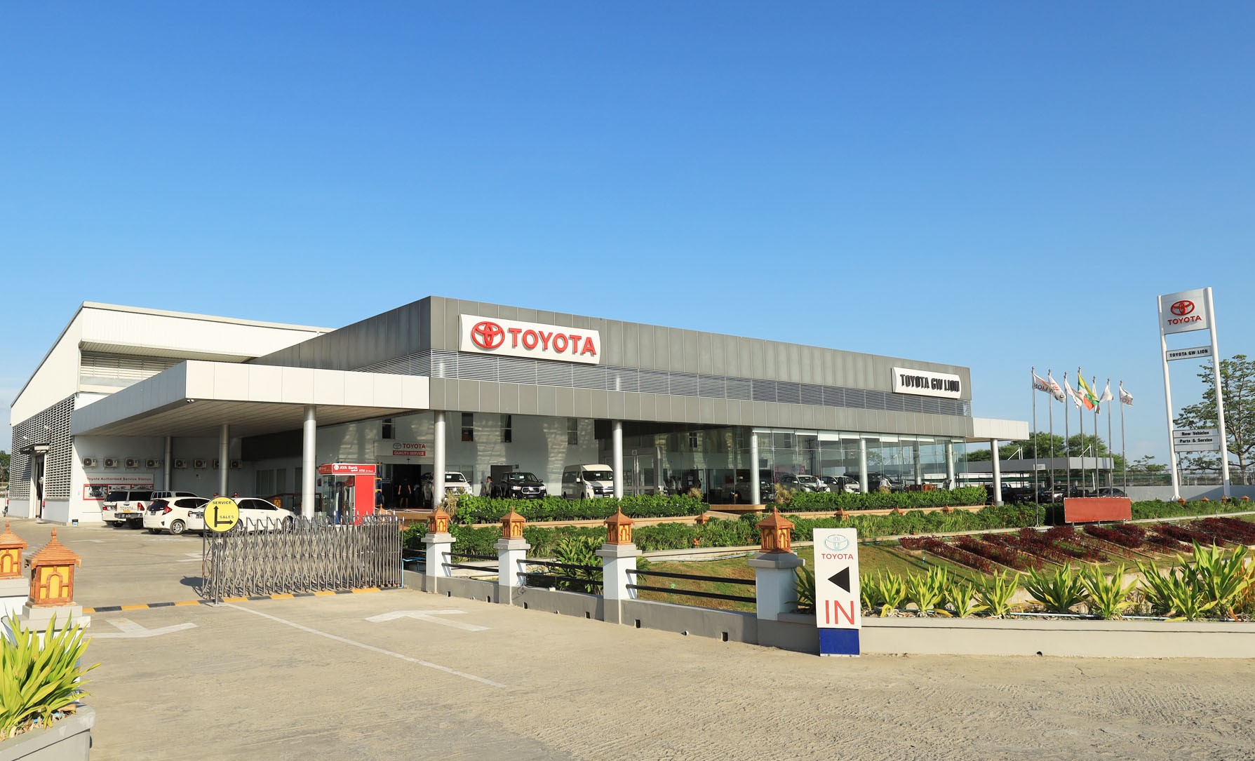 Toyota-Myanmar-Sales dealer1